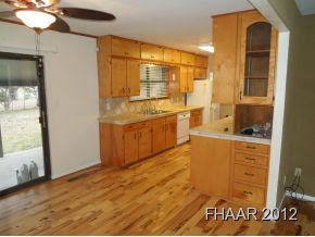104 N Willis Street , Lampasas, TX, 76550 | 8177232 | Realty Texas LLC