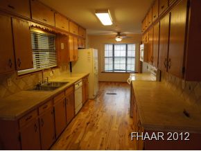 104 N Willis Street , Lampasas, TX, 76550 | 8177232 | Realty Texas LLC