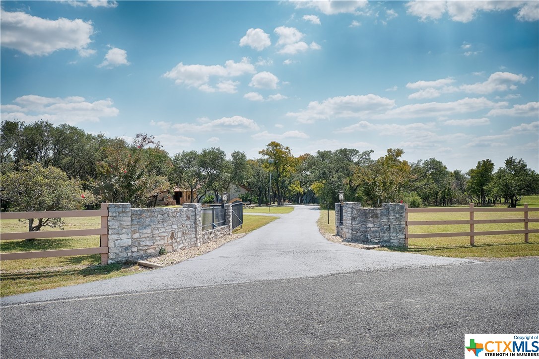 Off Market: 5301 Thousand Oaks Drive Blog Image Banner