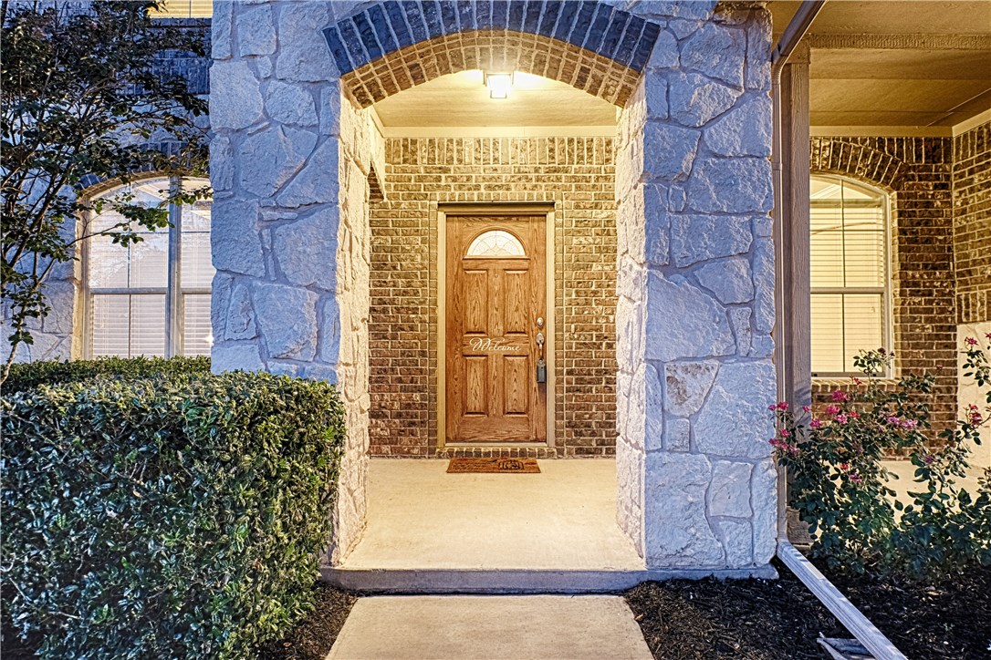 Sold: 1033 Dyer Crossing Way Blog Image Banner