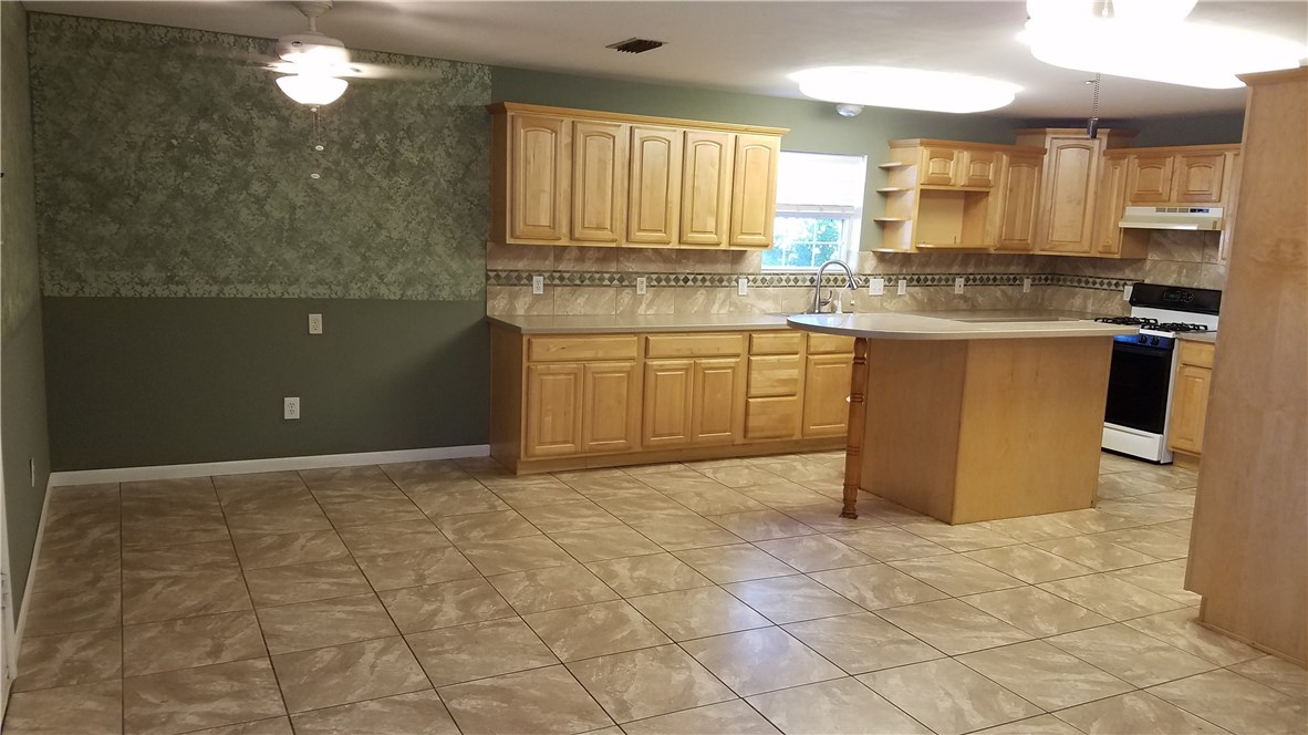 4702 Wynona Drive , Corpus Christi, TX, 78411 | 319510 | Realty Texas LLC