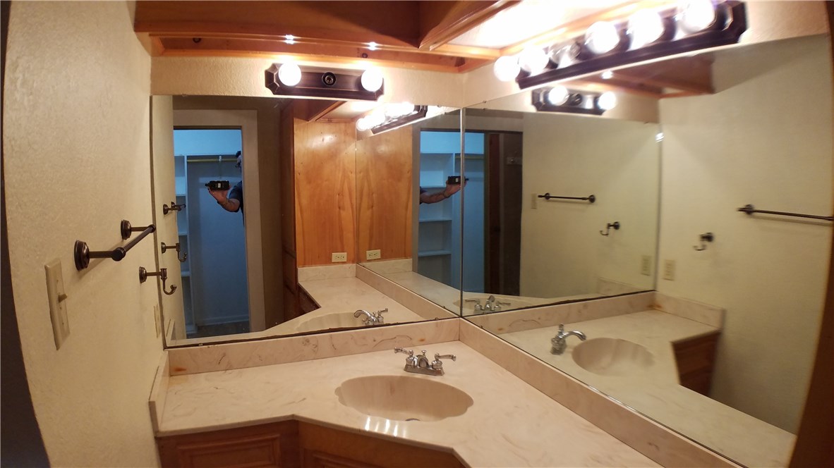 4702 Wynona Drive , Corpus Christi, TX, 78411 | 319510 | Realty Texas LLC