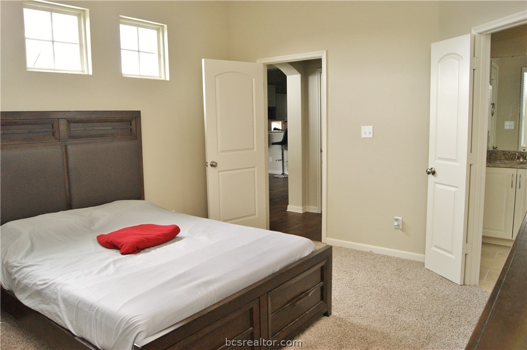 2029 Stubbs Drive, Bryan, TX, 77807 | 18002124 | Realty Texas LLC