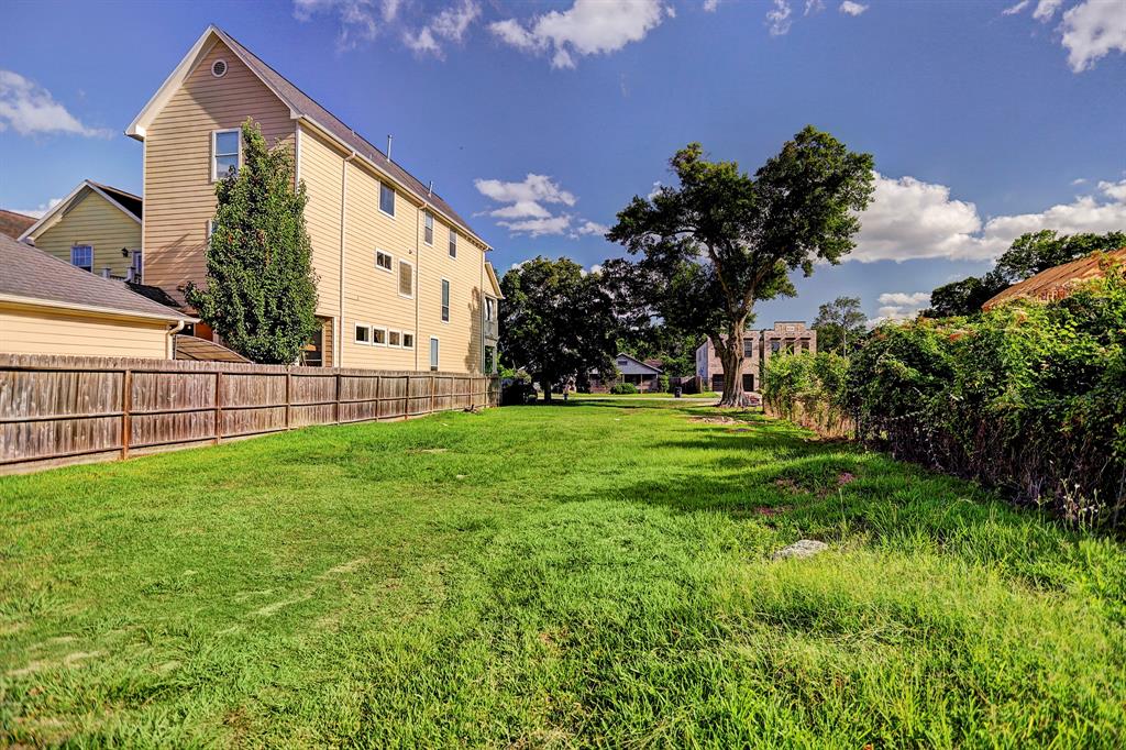 821 W 20th Street , Houston, TX, 77008 | 29906089 | Realty Texas LLC