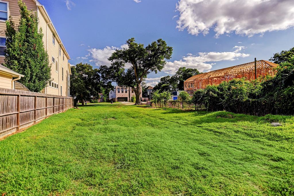 821 W 20th Street , Houston, TX, 77008 | 29906089 | Realty Texas LLC