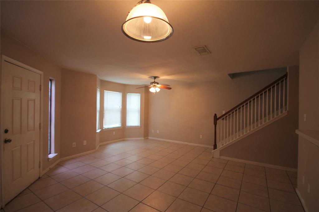 3016 La Estancia Lane , Houston, TX, 77093 | 76295715 | Realty Texas LLC