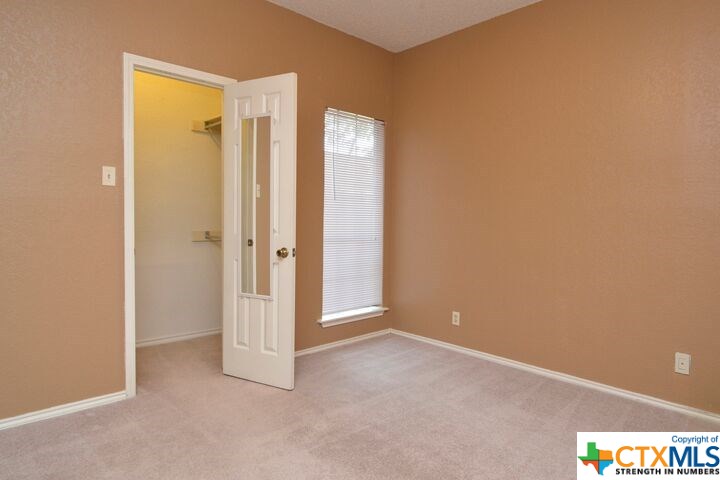 8633 Datapoint Drive 233 , San Antonio, TX, 78229 | 352301 | Realty Texas LLC