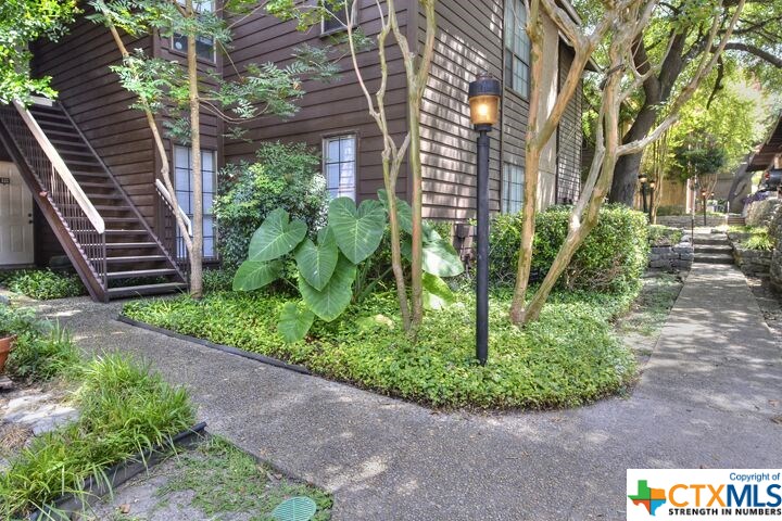 8633 Datapoint Drive 233 , San Antonio, TX, 78229 | 352301 | Realty Texas LLC