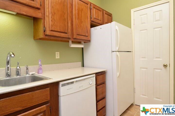 8633 Datapoint Drive 233 , San Antonio, TX, 78229 | 352301 | Realty Texas LLC