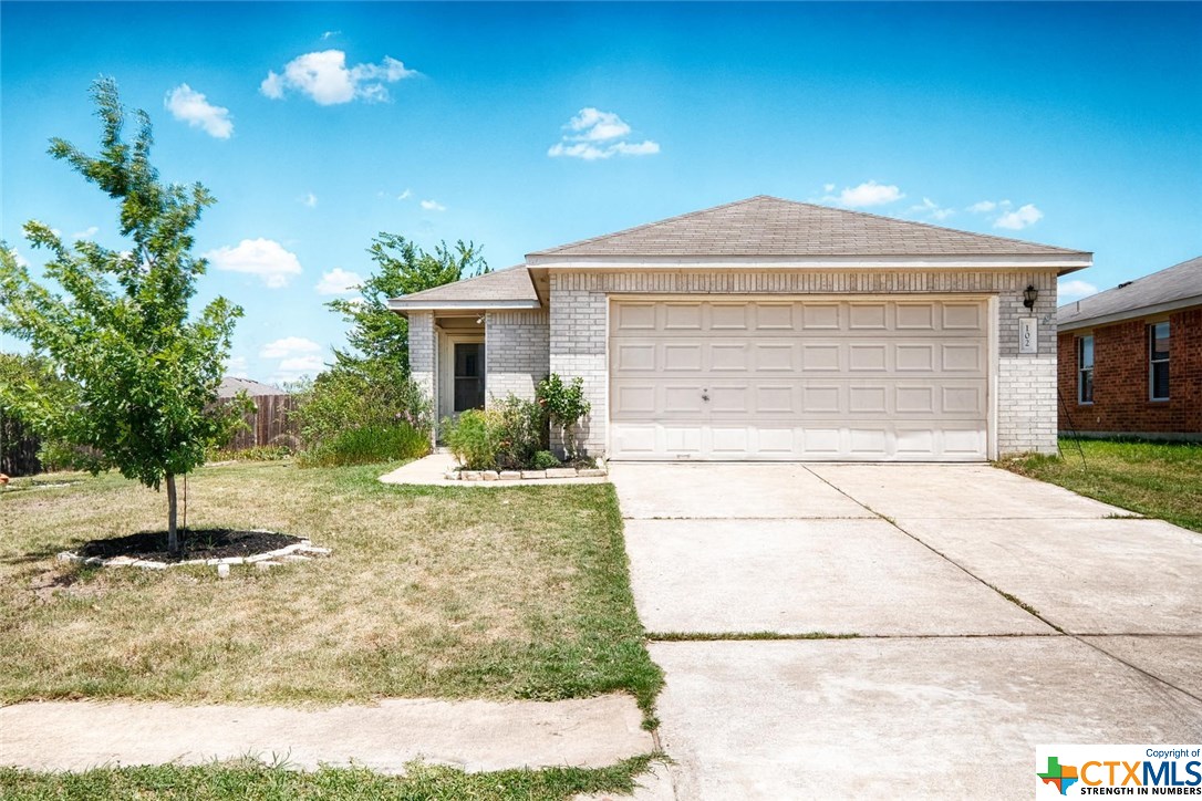 Sold: 102 Woodley Road Blog Image Banner