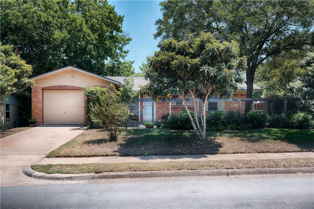 Sold: 8203 Briarwood Lane Blog Image Banner