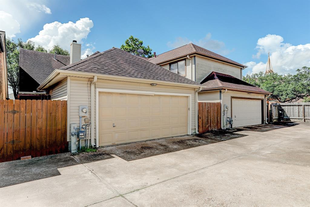 18226 Vinland Drive , Houston, TX, 77058 | 70203504 | Realty Texas LLC