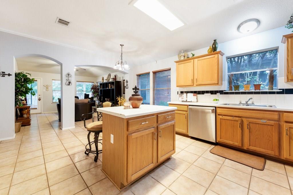 711 House Creek Drive , Leander, TX, 78641 | 7773334 | Realty Texas LLC