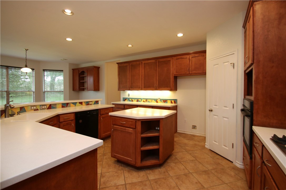 9002 Rock Way Drive , Austin, TX, 78736 | 8459008 | Realty Texas LLC