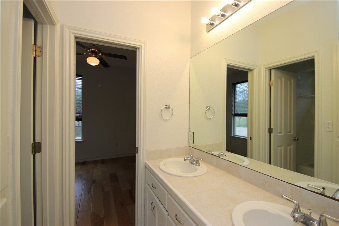 9002 Rock Way Drive , Austin, TX, 78736 | 8459008 | Realty Texas LLC