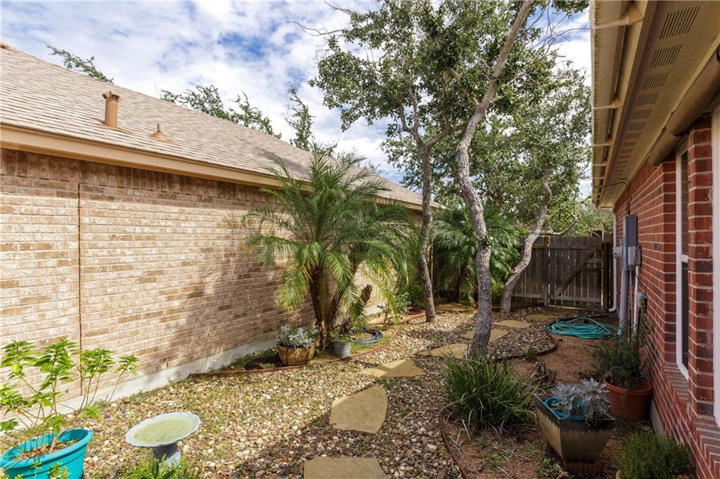 122 Sandhill Woods , Rockport, TX, 78382 | 336455 | Realty Texas LLC