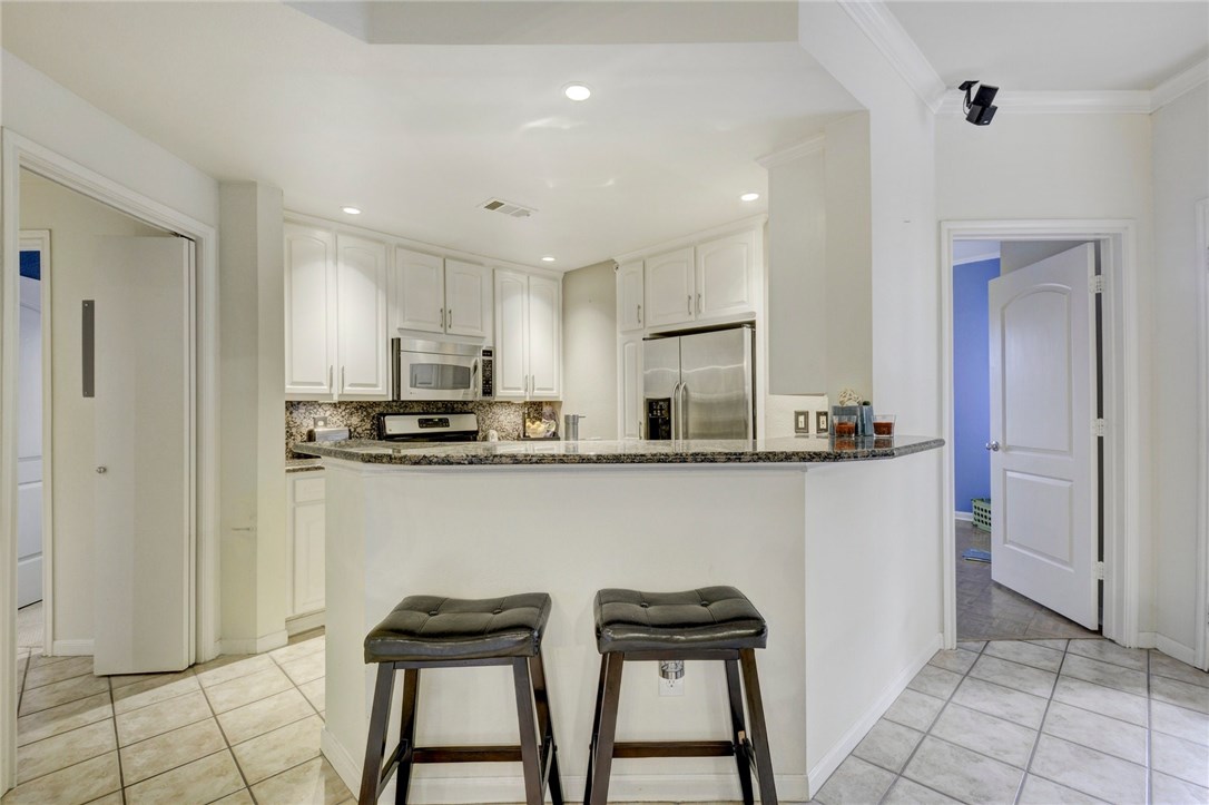 9525 N Capital Of Texas Highway 633 , Austin, TX, 78759 | 6910774 | Realty Texas LLC