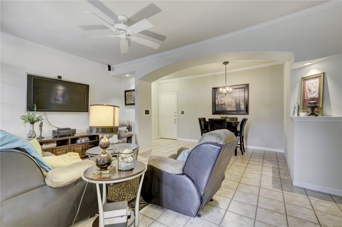 9525 N Capital Of Texas Highway 633 , Austin, TX, 78759 | 6910774 | Realty Texas LLC