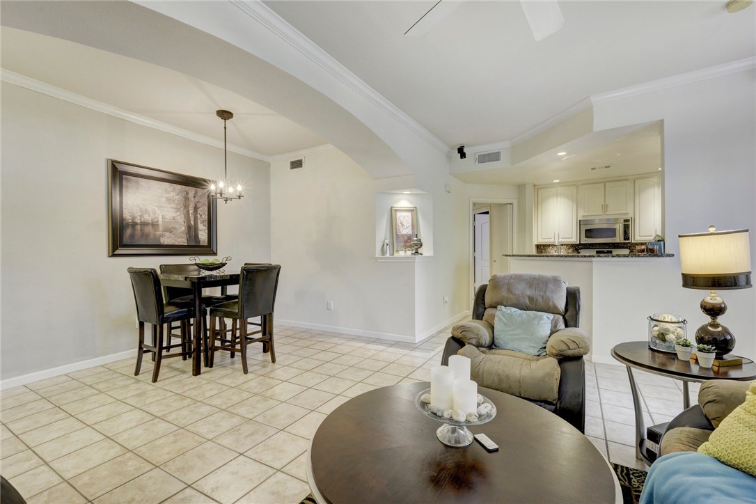 9525 N Capital Of Texas Highway 633 , Austin, TX, 78759 | 6910774 | Realty Texas LLC