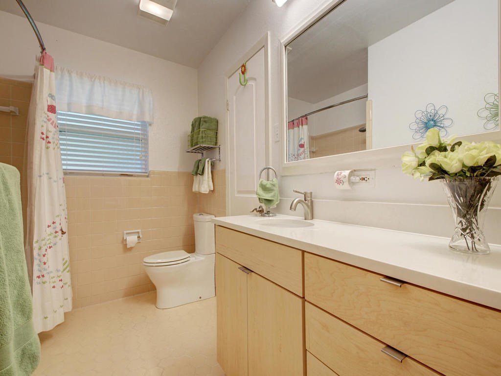 1907 Brentwood Street , Austin, TX, 78757 | 5659477 | Realty Texas LLC