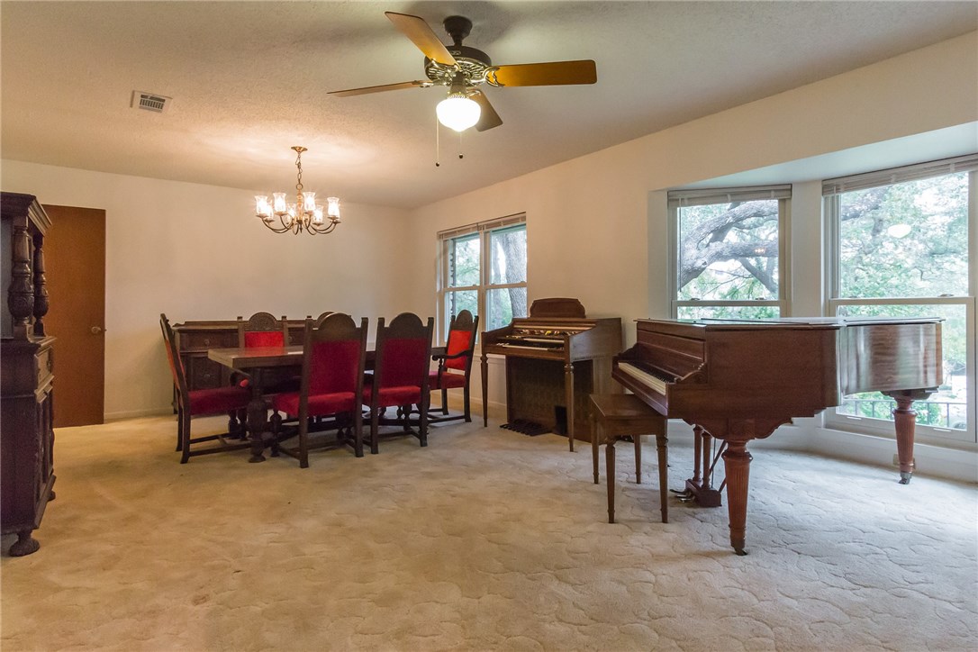 1702 Brookhaven Drive , Austin, TX, 78704 | 6302079 | Realty Texas LLC