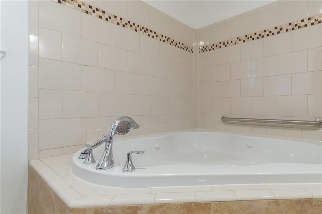 1702 Brookhaven Drive , Austin, TX, 78704 | 6302079 | Realty Texas LLC
