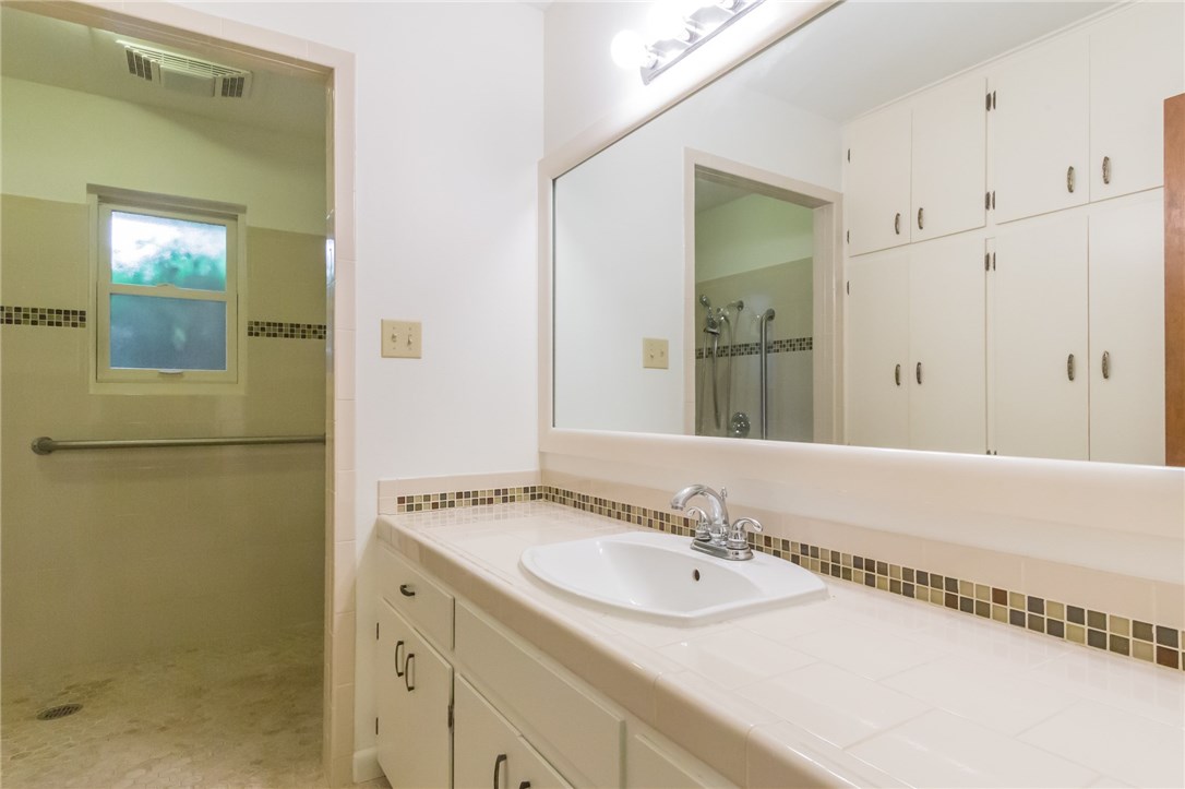 1702 Brookhaven Drive , Austin, TX, 78704 | 6302079 | Realty Texas LLC