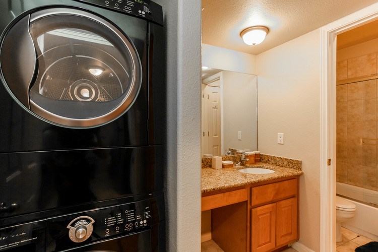 1500 East Side Drive W 119-A , Austin, TX, 78704 | 1126296 | Realty Texas LLC
