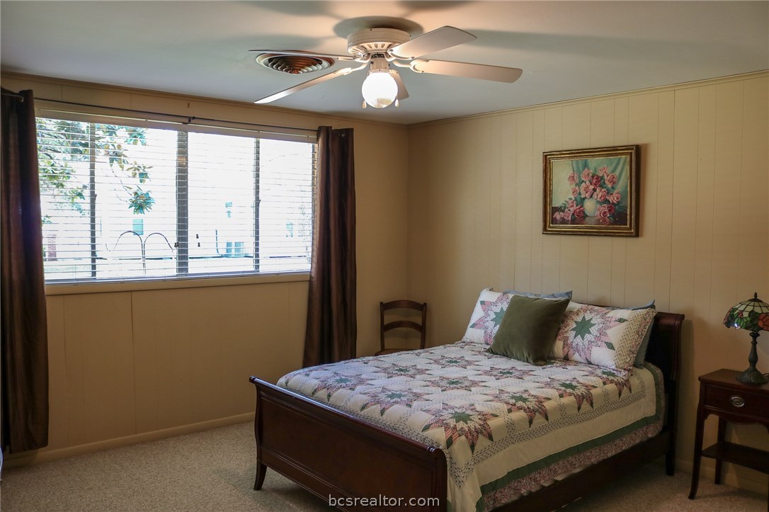 713 Elm Street , Navasota, TX, 77868 | 18018227 | Realty Texas LLC