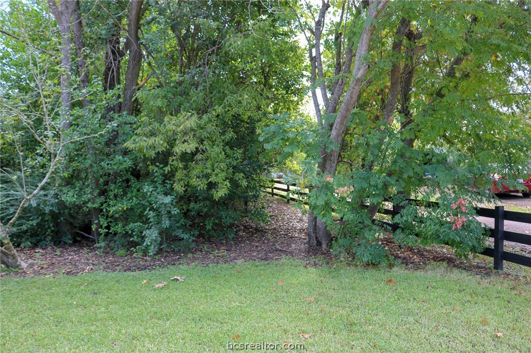 713 Elm Street , Navasota, TX, 77868 | 18018227 | Realty Texas LLC