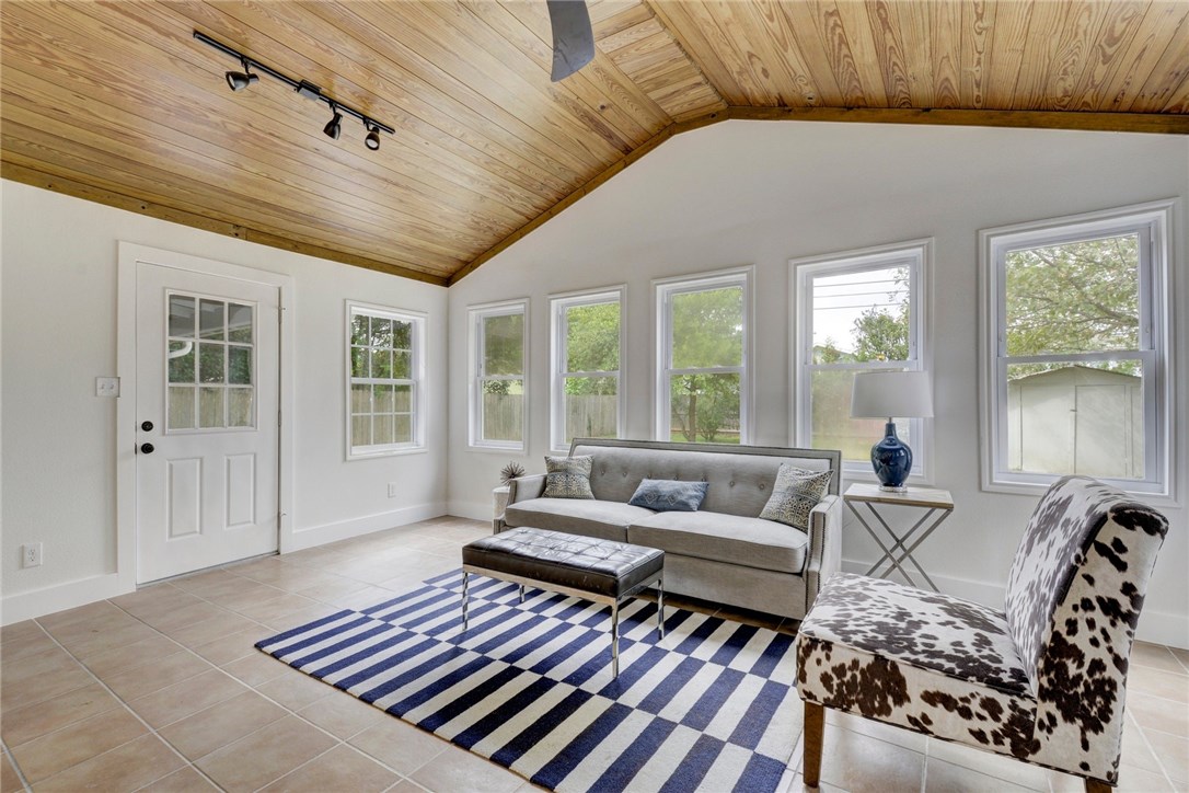 6000 Libyan Drive , Austin, TX, 78745 | 6187894 | Realty Texas LLC