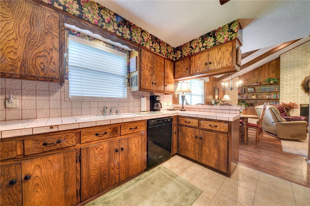 106 E Mimosa Circle , San Marcos, TX, 78666 | 9250088 | Realty Texas LLC