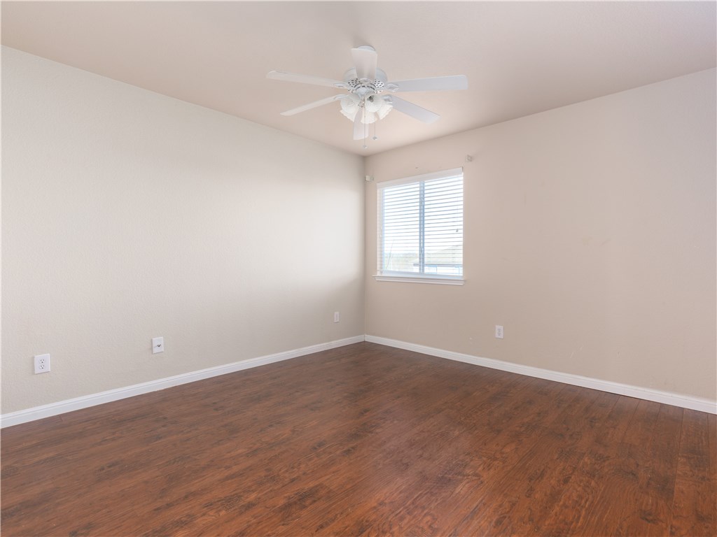207 Creston Street , Hutto, TX, 78634 | 9236791 | Realty Texas LLC