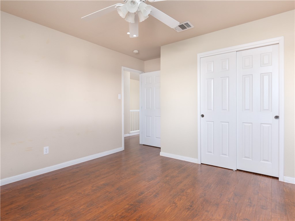 207 Creston Street , Hutto, TX, 78634 | 9236791 | Realty Texas LLC