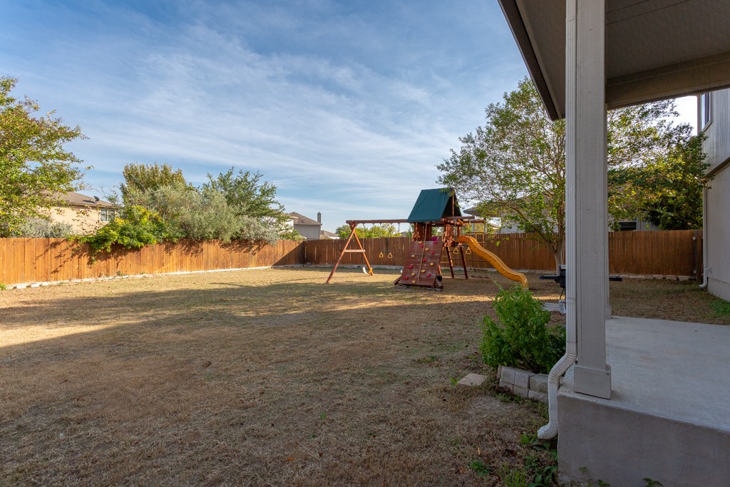 207 Creston Street , Hutto, TX, 78634 | 9236791 | Realty Texas LLC