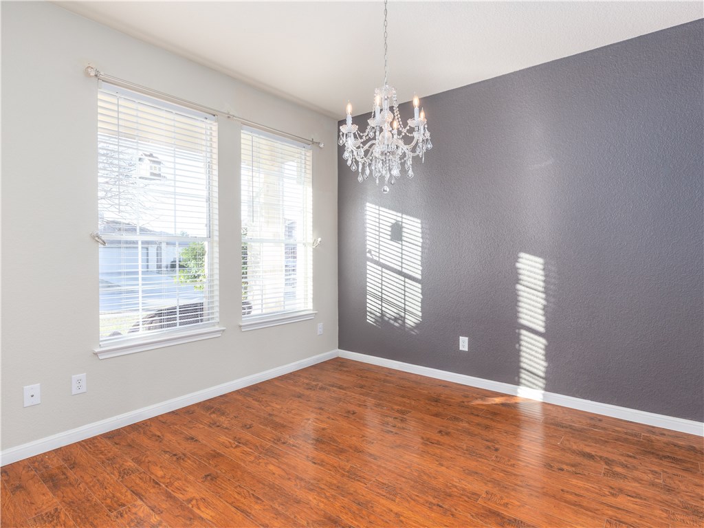 207 Creston Street , Hutto, TX, 78634 | 9236791 | Realty Texas LLC