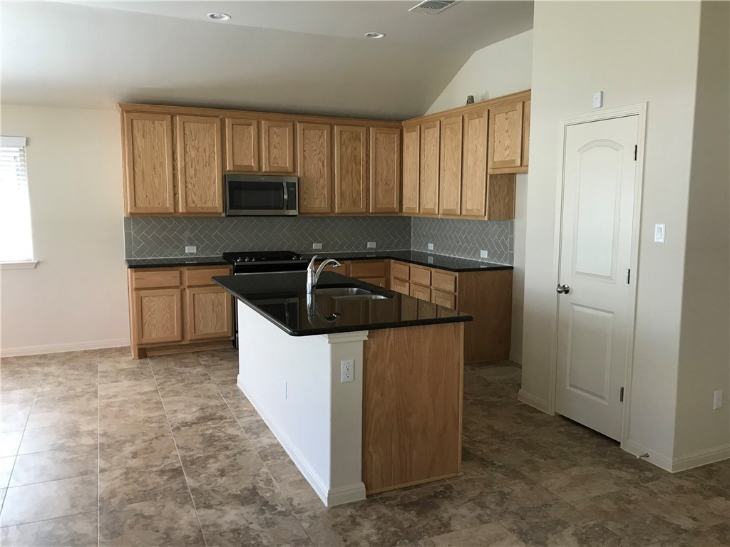 160 Kirkhill Street , Hutto, TX, 78634 | 2832376 | Realty Texas LLC