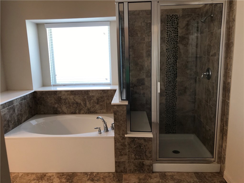 160 Kirkhill Street , Hutto, TX, 78634 | 2832376 | Realty Texas LLC