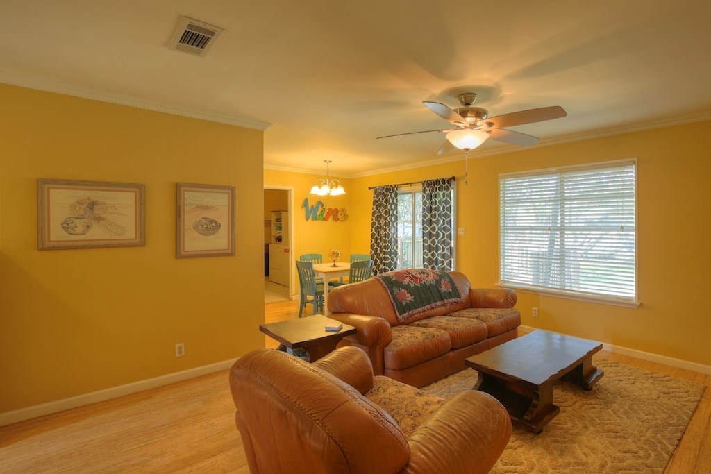 1114 Austin Highlands Boulevard , Austin, TX, 78745 | 4831292 | Realty Texas LLC