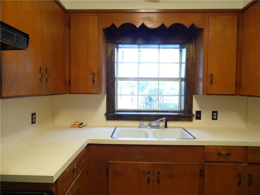 205 E Mesquite Street , Mathis, TX, 78368 | 336951 | Realty Texas LLC