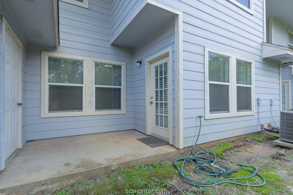 1313 Canyon Creek Circle , College Station, TX, 77840 | 18018263 | Realty Texas LLC