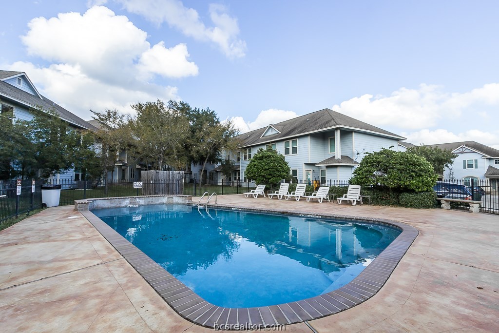1313 Canyon Creek Circle , College Station, TX, 77840 | 18018263 | Realty Texas LLC
