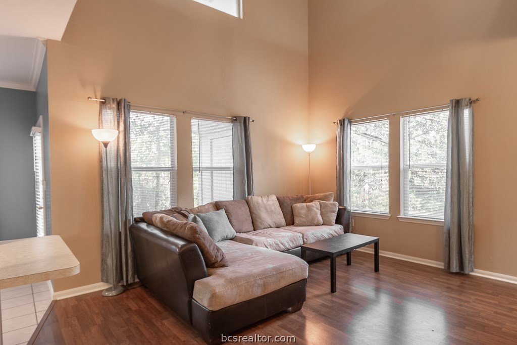 1313 Canyon Creek Circle , College Station, TX, 77840 | 18018263 | Realty Texas LLC