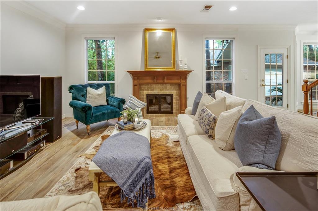 1704 Amber Ridge Drive , College Station, TX, 77845 | 18018454 | Realty Texas LLC