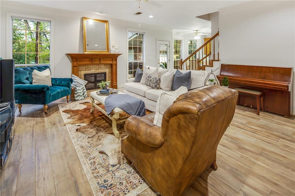 1704 Amber Ridge Drive , College Station, TX, 77845 | 18018454 | Realty Texas LLC