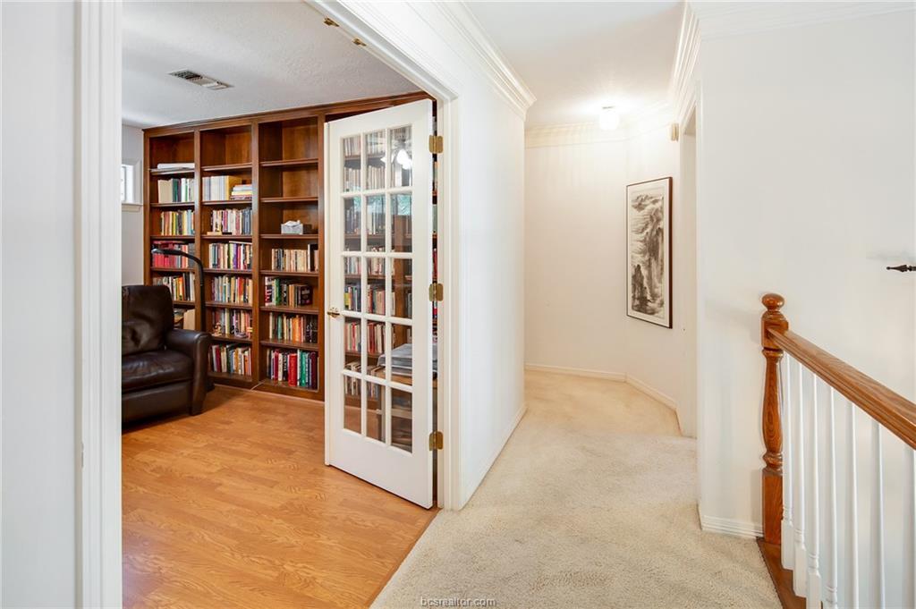 1704 Amber Ridge Drive , College Station, TX, 77845 | 18018454 | Realty Texas LLC