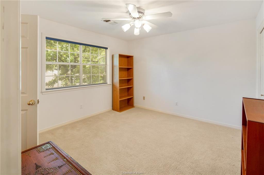 1704 Amber Ridge Drive , College Station, TX, 77845 | 18018454 | Realty Texas LLC