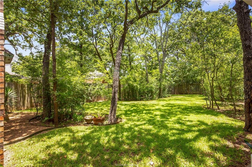 1704 Amber Ridge Drive , College Station, TX, 77845 | 18018454 | Realty Texas LLC