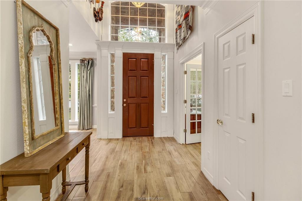 1704 Amber Ridge Drive , College Station, TX, 77845 | 18018454 | Realty Texas LLC