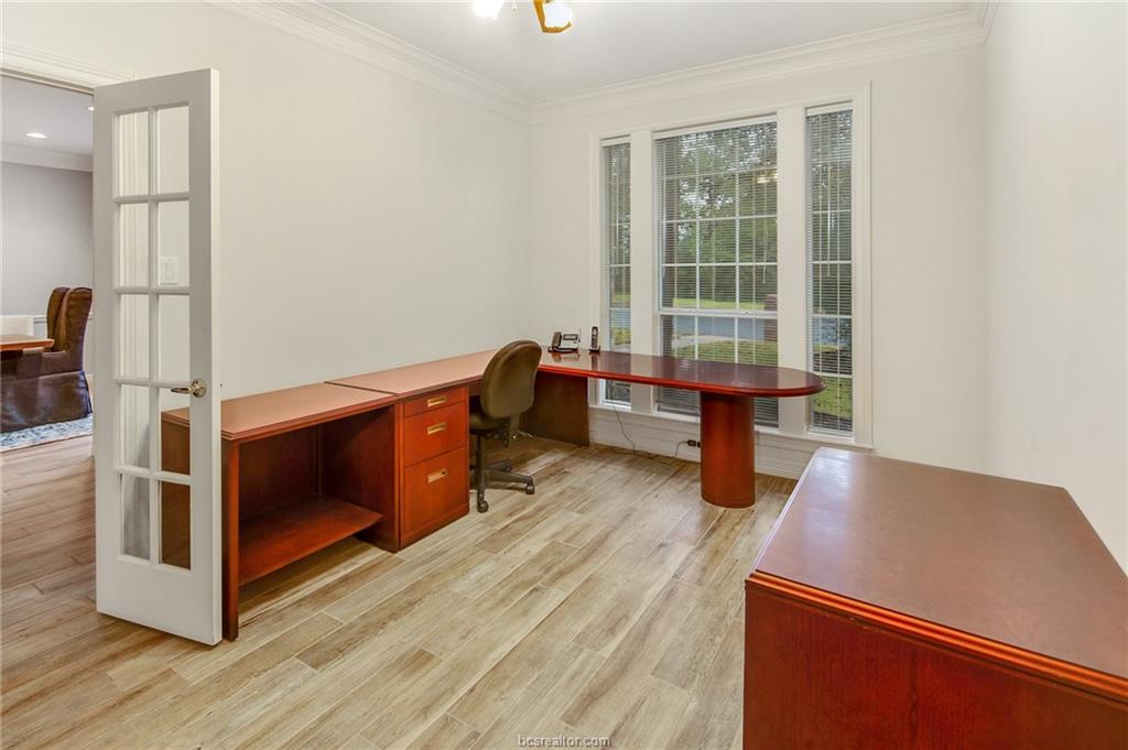 1704 Amber Ridge Drive , College Station, TX, 77845 | 18018454 | Realty Texas LLC